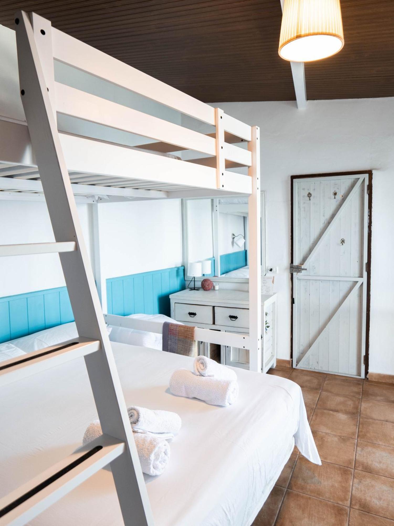 Casanaga Hotel Almaciga Ngoại thất bức ảnh