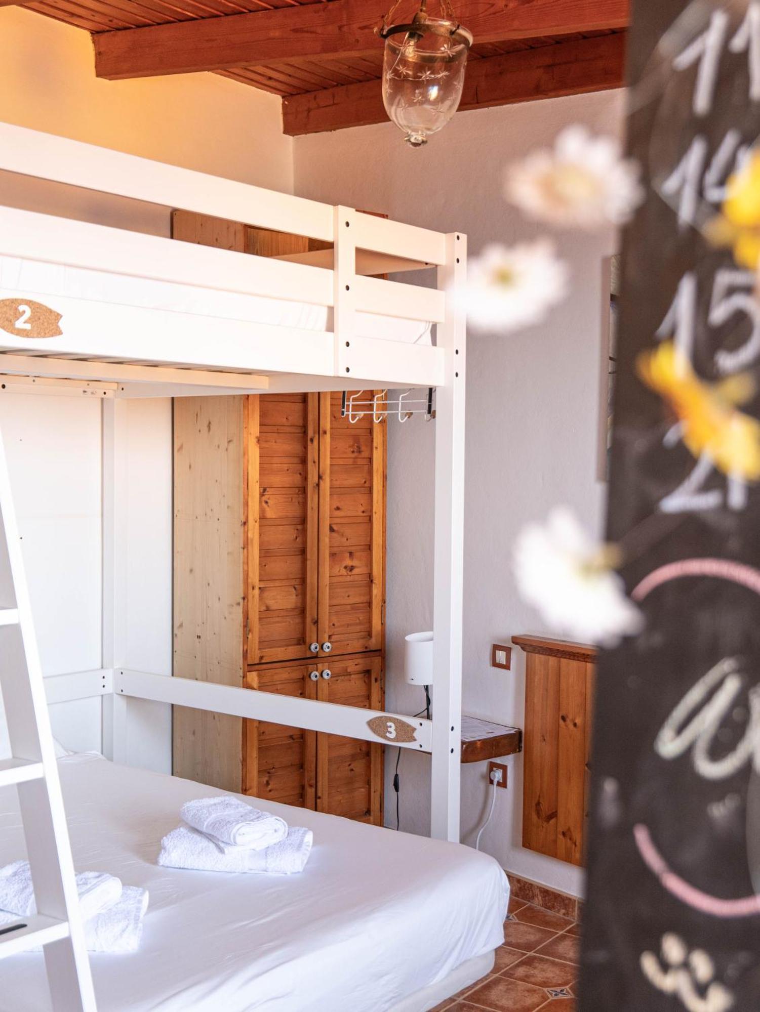 Casanaga Hotel Almaciga Ngoại thất bức ảnh